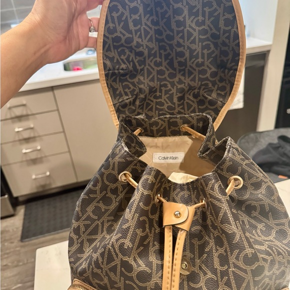 Calvin Klein Signature Collection Back Pack - Picture 4 of 10